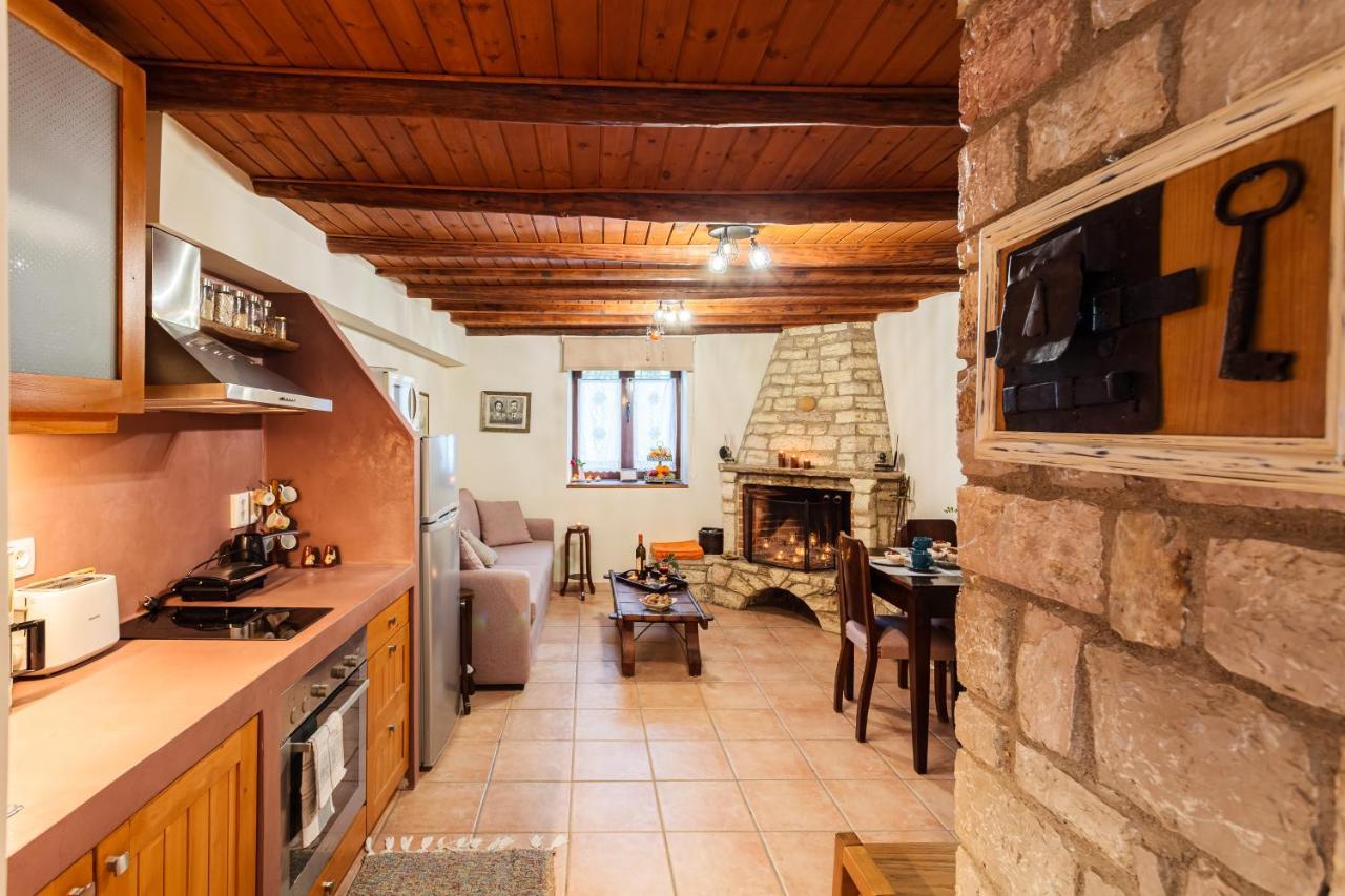 Petalidi Olive Garden Stone House Near The Beach Экстерьер фото