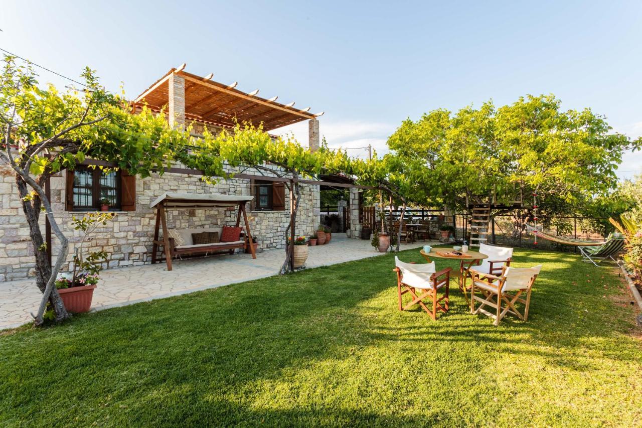 Petalidi Olive Garden Stone House Near The Beach Экстерьер фото